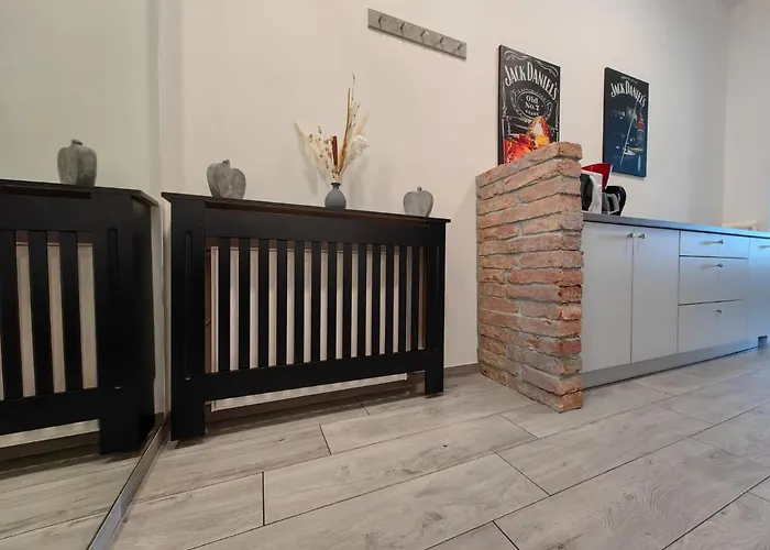 Adonis Apartment *
